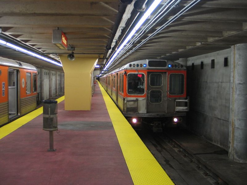SEPTA Broad Street Subway trains @ Pattison (Lower Level) because of an Eagle home game. Photo taken by Brian Weinberg, 9/12/2004. IMG_0339.jpg