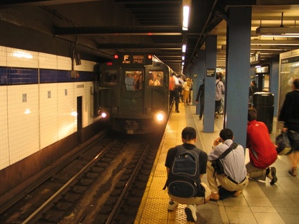 R-4 484 @ Broadway - Lafayette St (in service on the F line / Centennial Celebration Special). Note the photo line on the floor