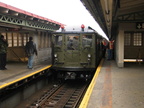 Lo-V XXXX @ Parkchester (fan trip). Photo taken by Brian Weinberg, 12/19/2004.
