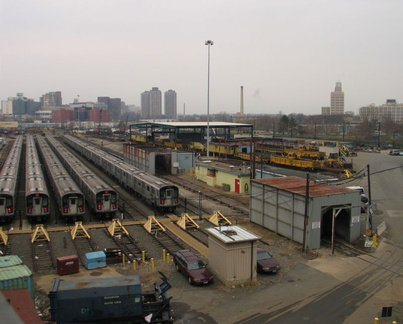 Westchester Yard (fan trip). Photo taken by Brian Weinberg, 12/19/2004.