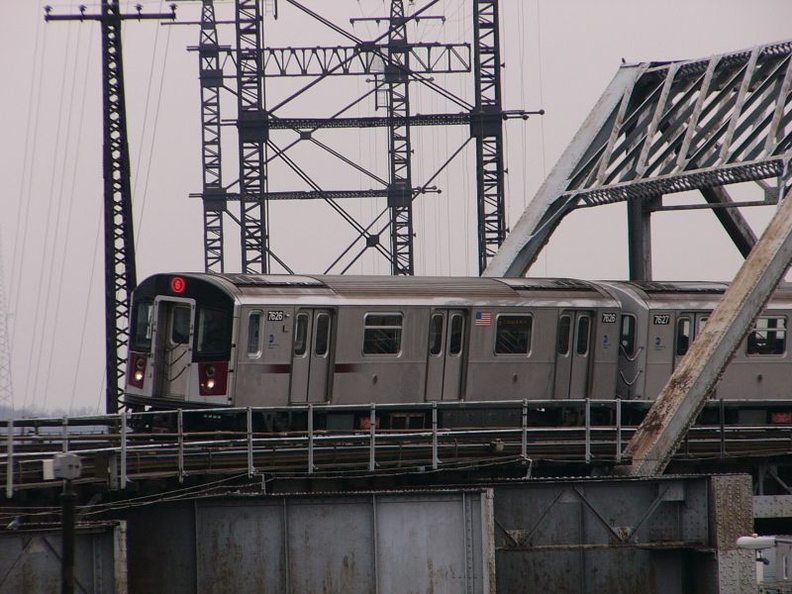 R-142A 7626 @ Whitlock Av (6). Photo taken by Brian Weinberg, 12/19/2004. P1000745.jpg