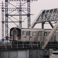R-142A 7670 @ Whitlock Av (6). Photo taken by Brian Weinberg, 12/19/2004.

