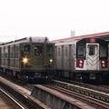 Lo-V 5292 @ Whitlock Av (fan trip). Photo taken by Brian Weinberg, 12/19/2004.