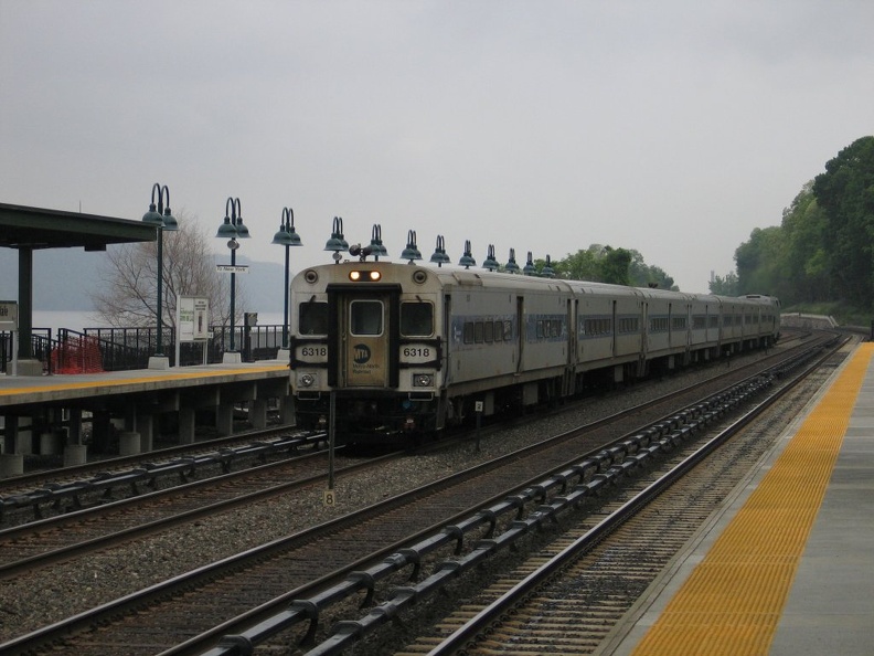 MNR Shoreliner Cab 6318 @ Riverdale (Hudson Line). Photo taken by Brian Weinberg, 6/3/2005. IMG_3544.jpg