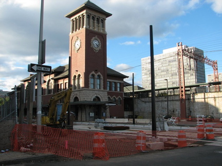 NJT Newark City Subway extension construction @ Newark Broad Street. Photo taken by Brian Weinberg, 10/23/2005.