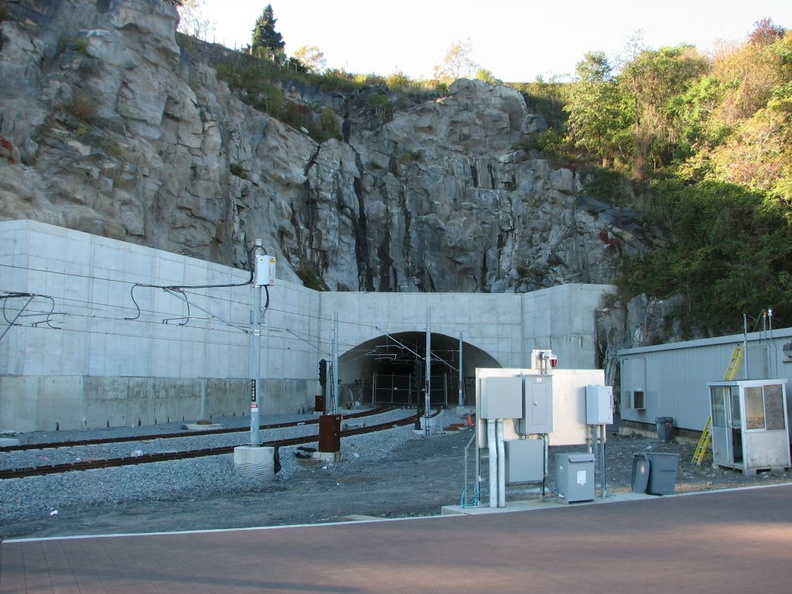 NJT HBLR future tunnel to the Bergenline Avenue and Tonnelle Avenue stations (this is a former Conrail River Line tunnel). Photo