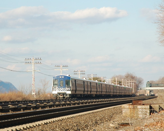 MNCR M-7A 4026 @ Riverdale (Hudson Line). Photo taken by Brian Weinberg, 1/8/2006.