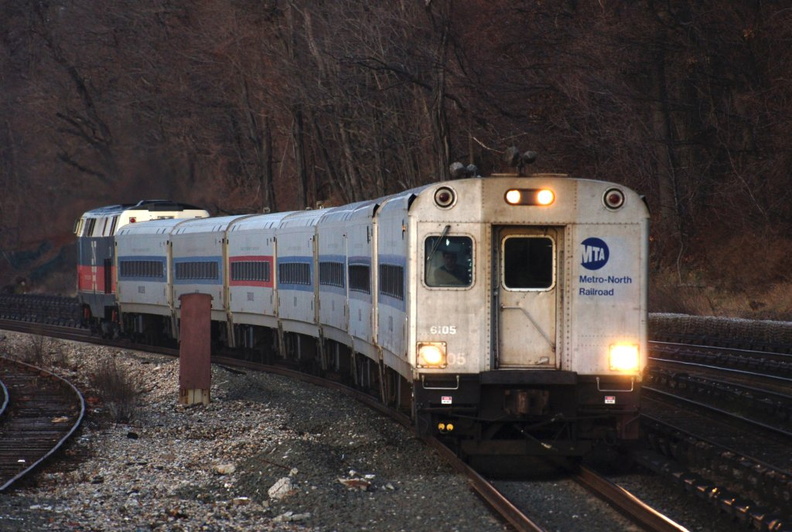 MNCR Shoreliner Cab 6105 @ Riverdale (Hudson Line). Photo taken by Brian Weinberg, 1/8/2006. DSC_1402b.jpg