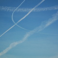 Airplane trails @ Riverdale (Hudson Line). Photo taken by Brian Weinberg, 1/12/2006.