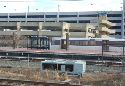 WMATA 4071 @ New Carrollton (Orange Line). Photo taken by Brian Weinberg, 1/20/2006.