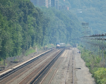 Amtrak P32AC-DM 708 @ Riverdale (Train 291, Ethan Allen Express). Photo taken by Brian Weinberg, 7/9/2006.