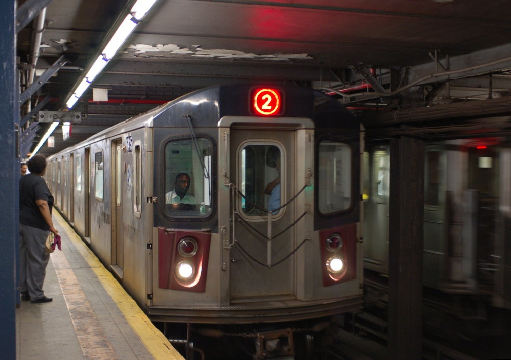 R-142 6415 @ 14 St (2). Photo taken by Brian Weinberg, 8/4/2006.