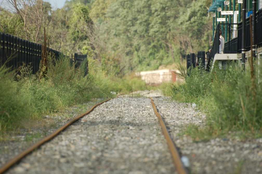 Yonkers running track or something @ Riverdale (Hudson Line). Photo taken by Brian Weinberg, 9/3/2006.