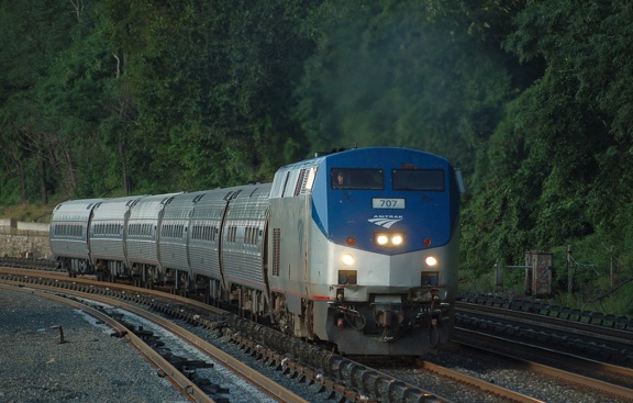 Amtrak P32AC-DM 707 @ Riverdale (Train 242). Photo taken by Brian Weinberg, 9/4/2006.