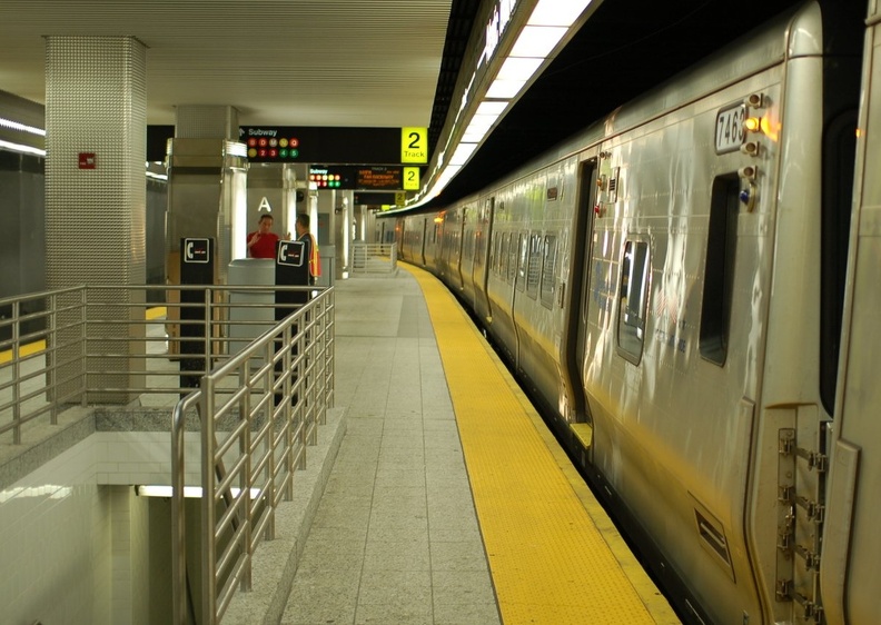 LIRR M-7 7463 @ Flatbush Avenue / Atlantic Terminal (City Terminal Zone) on Track 2. Photo taken by Brian Weinberg, 9/6/2006. DSC_7598a.jpg