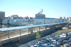 MNCR M-7A &amp; LIRR M-7 @ Arch St shops. Photo taken by Brian Weinberg, 10/13/2006.