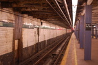 21 St - Van Alst (G) - Brooklyn-bound track. Photo taken by Brian Weinberg, 10/18/2006.