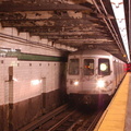 R-46 5556 @ 21 St - Van Alst (G) on the Queens-bound track. Photo taken by Brian Weinberg, 10/18/2006.