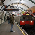 1973 Tube Stock @ Gloucester Road (Piccadilly). Photo taken by Brian Weinberg, 12/29/2006.