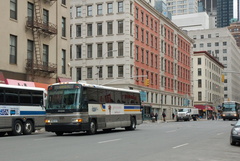 Bee-Line MCI 102A2 931 @ Warren St &amp; Church St (BxM4C). Photo taken by Brian Weinberg, 3/21/2007.