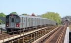 R-142 6586 @ Gun Hill Rd (2). Photo taken by Brian Weinberg, 5/13/2007.