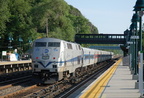 Metro-North Railroad P32AC-DM 218 @ Riverdale (Hudson Line). Photo taken by Brian Weinberg, 6/24/2007.