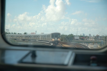 Miami Metrorail. Photo taken by Brian Weinberg, 9/12/2007.