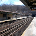 Dyckman St (1). Note the poor condition of the platforms. Photo taken by Brian Weinberg, 3/2/2008.