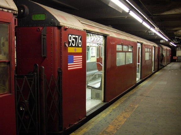 R-36WF 9576 @ Times Square - 42 St (7). Photo taken by Brian Weinberg, 5/28/2003.