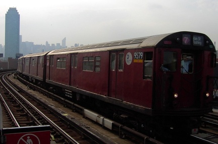 R-36WF 9579 @ 33 St - Rawson St (7). Photo taken by Brian Weinberg, 5/7/2003.