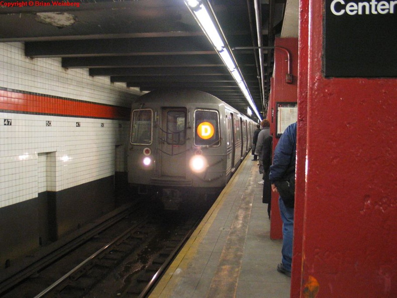NYCT R-68 2622 @ 47-50 Sts (D). Photo taken by Brian Weinberg, 2/16/2004. IMG_8756.jpg