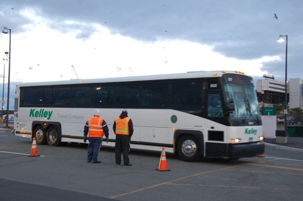 Kelley Transit 1999 MCI 102DL3