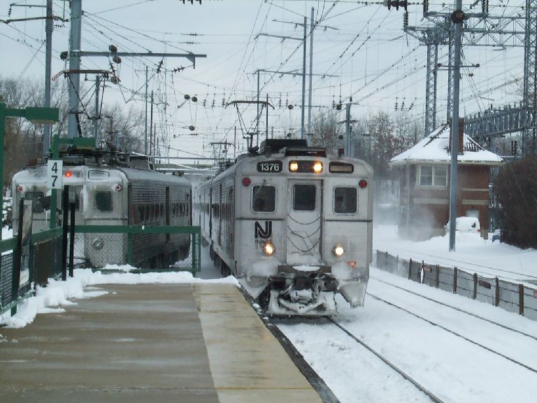 DCP_0184 | NJT Arrow III 1376 @ Princeton Jct. Photo taken by Brian Weinberg, 12/31/2000. DCP_0184.jpg
