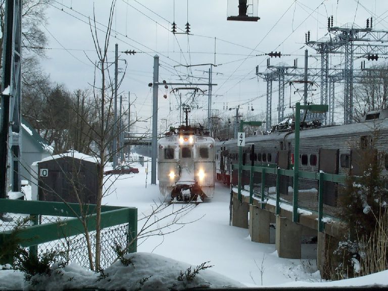 DCP_0185 | NJT Arrow III 1310 (The Dinky) @ Princeton Jct. Photo taken by Brian Weinberg, 12/31/2000. DCP_0185.jpg