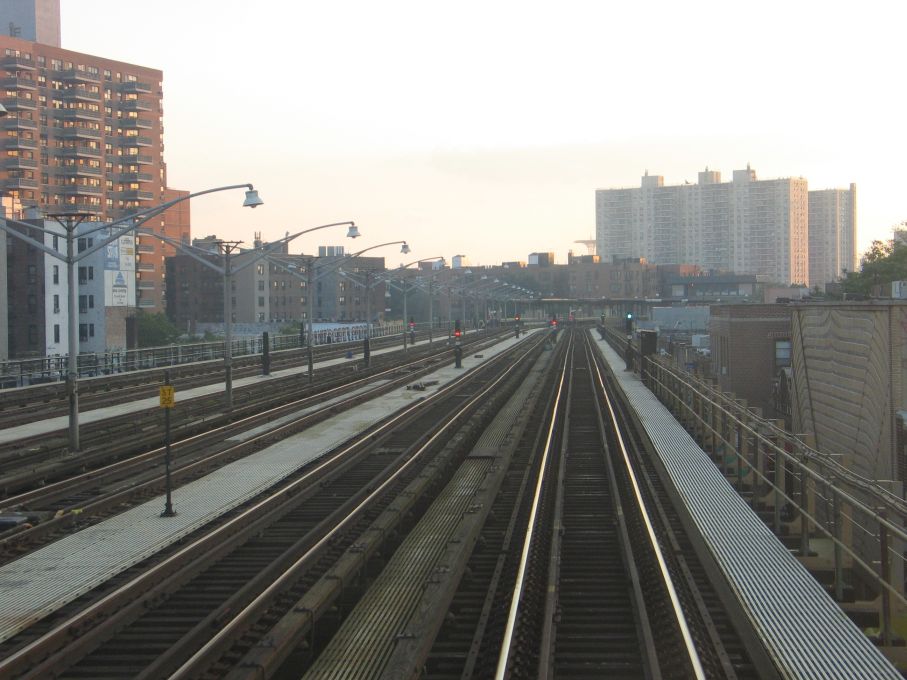 The only 6 track elevated structure in the system - located between the Brighton Beach and Ocean Parkway stations on the Brighto