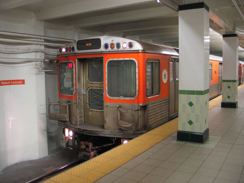 SEPTA Broad Street Subway train @ Walnut-Locust. Photo taken by Brian Weinberg, 9/12/2004.